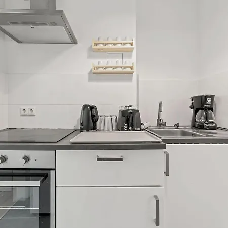 Chic & Modern In *