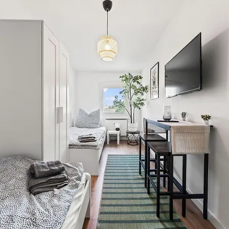 Chic & Modern In *