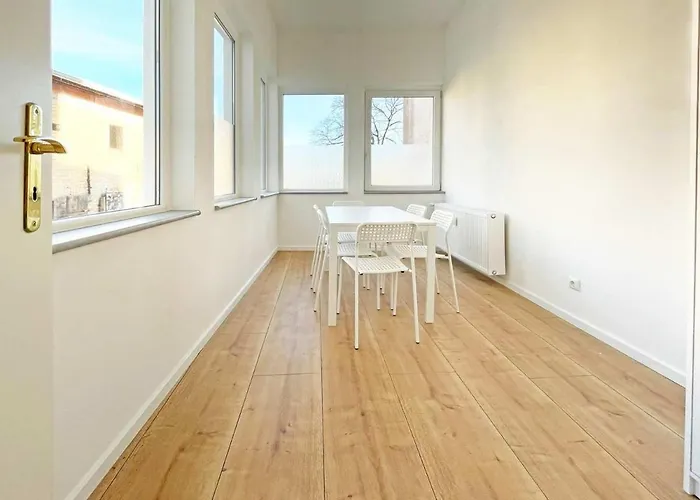 Chic & Modern In شقة *